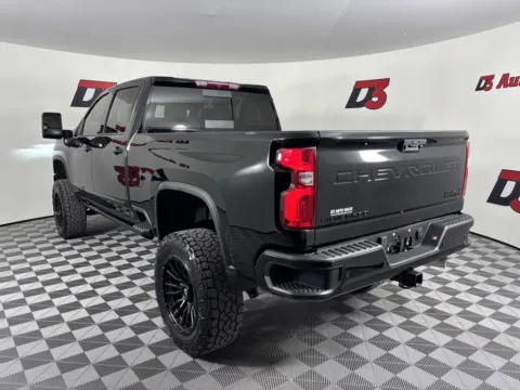 More photos of 2024 Chevrolet Silverado 2500HD High Country at D3 Auto Sales, AR