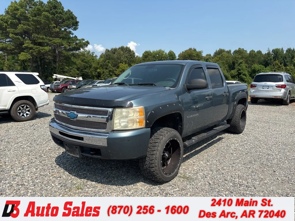 Gray 2011 Chevrolet Silverado 1500 LT for sale in Des Arc, AR