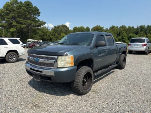 Photos of 2011 Chevrolet Silverado 1500 LT for sale in Des Arc, AR at D3 Auto Sales