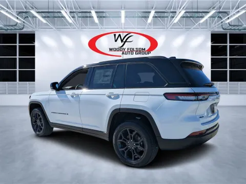 More photos of 2025 Jeep Grand Cherokee Limited at Woody Folsom CDJR of Douglas, GA