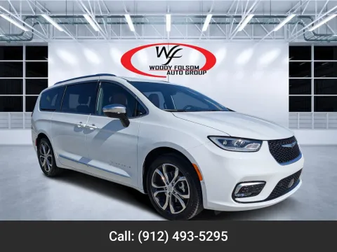 White 2026 Chrysler Pacifica Pinnacle for sale in Douglas, GA