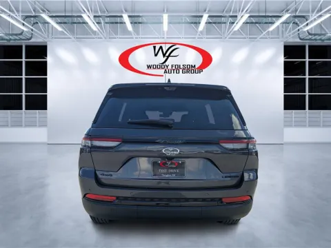 More photos of 2025 Jeep Grand Cherokee Limited at Woody Folsom CDJR of Douglas, GA