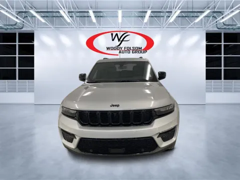 More photos of 2025 Jeep Grand Cherokee Limited at Woody Folsom CDJR of Douglas, GA