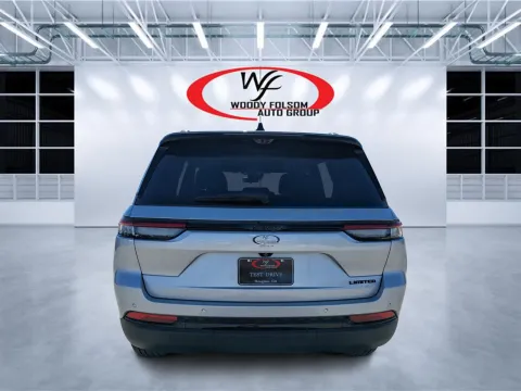 More photos of 2025 Jeep Grand Cherokee Limited at Woody Folsom CDJR of Douglas, GA