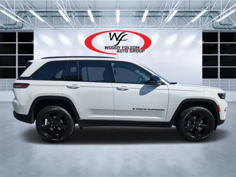 Photos of 2025 Jeep Grand Cherokee Altitude X for sale in Douglas, GA at Woody Folsom CDJR of Douglas