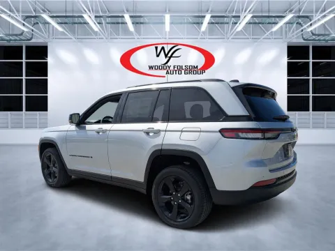 More photos of 2025 Jeep Grand Cherokee Limited at Woody Folsom CDJR of Douglas, GA