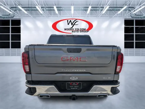 More photos of 2021 GMC Sierra 1500 SLE at Woody Folsom CDJR of Douglas, GA