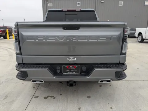 More photos of 2020 Chevrolet Silverado 1500 RST at Woody Folsom CDJR of Douglas, GA