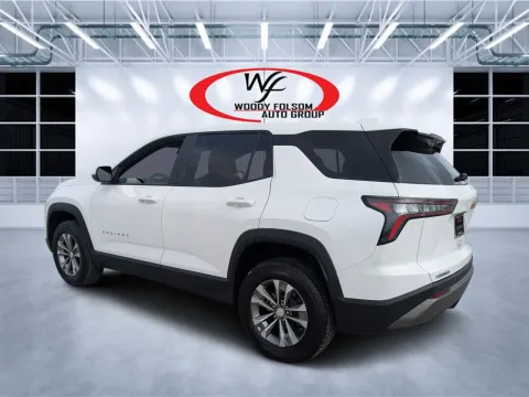 More photos of 2025 Chevrolet Equinox FWD LT at Woody Folsom CDJR of Douglas, GA