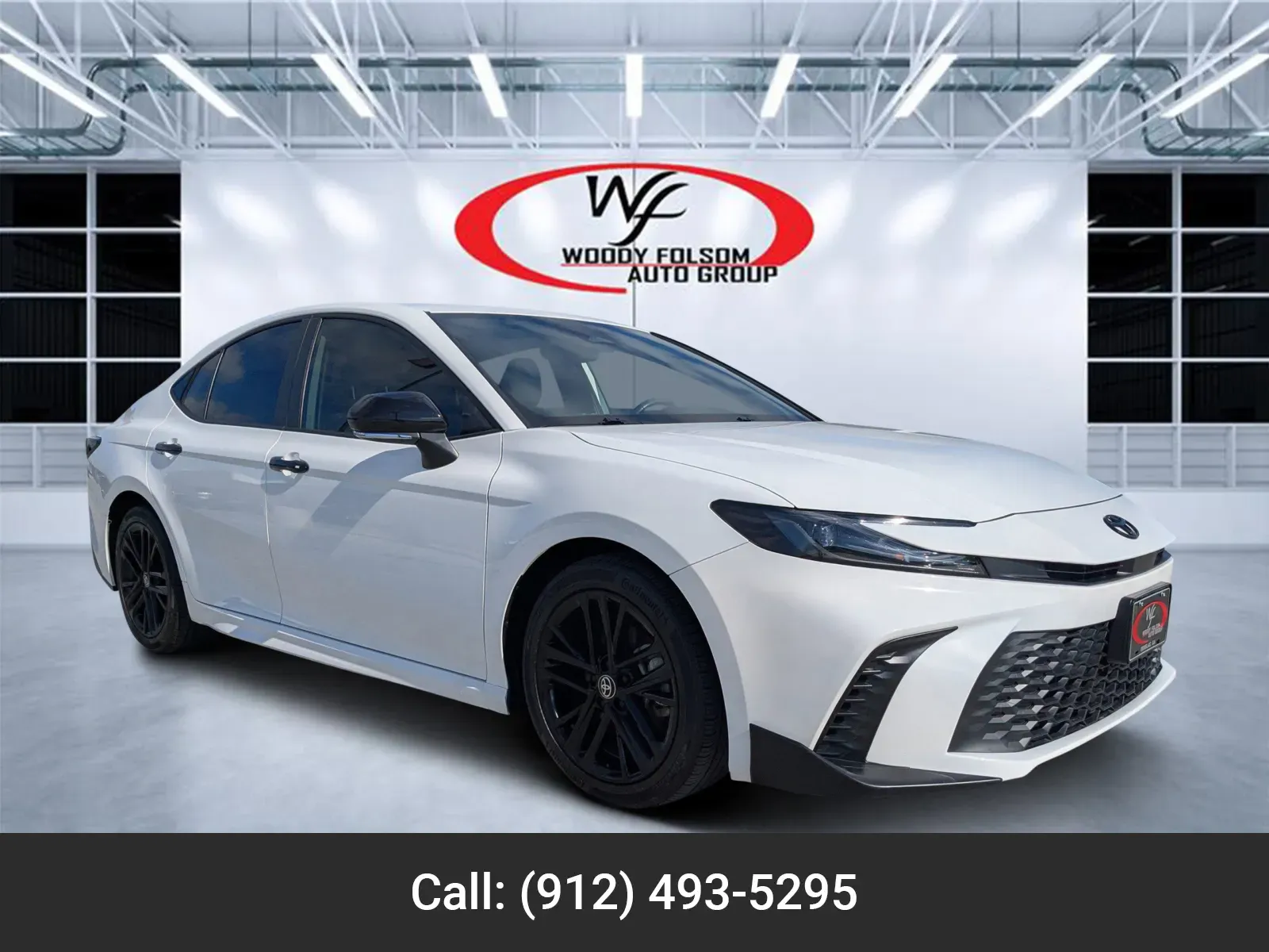 White 2025 Toyota Camry SE for sale in Douglas, GA