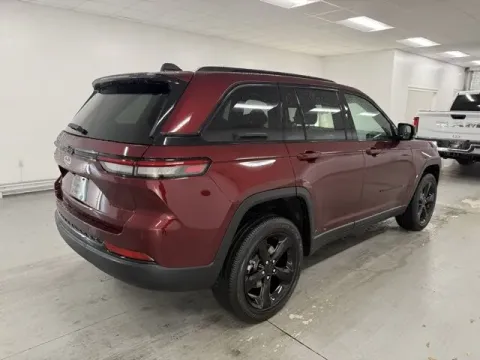 More photos of 2025 Jeep Grand Cherokee Laredo at Woody Folsom CDJR of Douglas, GA