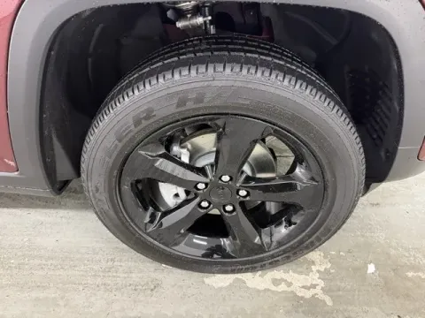 More photos of 2025 Jeep Grand Cherokee Laredo at Woody Folsom CDJR of Douglas, GA