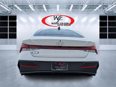 More photos of 2024 Hyundai Elantra SEL at Woody Folsom CDJR of Douglas, GA