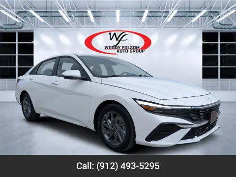 White 2024 Hyundai Elantra SEL for sale in Douglas, GA