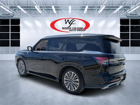 More photos of 2025 INFINITI QX80 SENSORY at Woody Folsom CDJR of Douglas, GA
