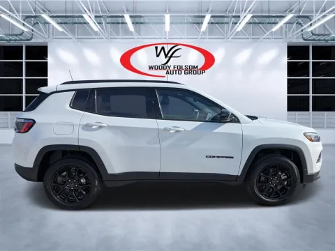 Photos of 2026 Jeep Compass Latitude Altitude for sale in Douglas, GA at Woody Folsom CDJR of Douglas
