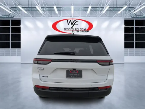 More photos of 2025 Jeep Grand Cherokee Limited at Woody Folsom CDJR of Douglas, GA