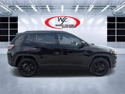 Photos of 2026 Jeep Compass Latitude Altitude for sale in Douglas, GA at Woody Folsom CDJR of Douglas
