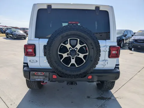 More photos of 2019 Jeep Wrangler Unlimited Rubicon at Woody Folsom CDJR of Douglas, GA