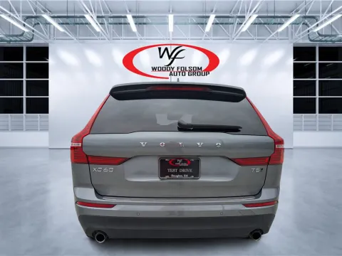 More photos of 2021 Volvo XC60 Momentum at Woody Folsom CDJR of Douglas, GA