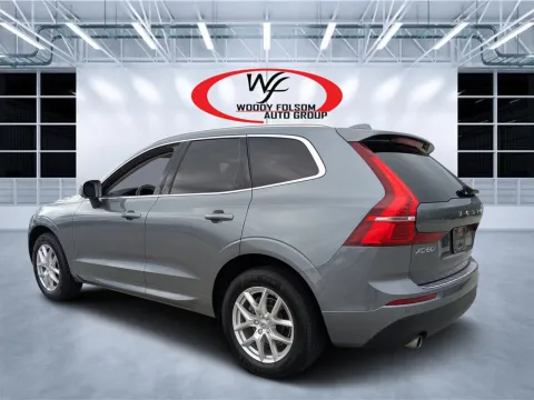 More photos of 2021 Volvo XC60 Momentum at Woody Folsom CDJR of Douglas, GA