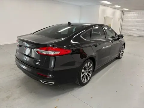 More photos of 2020 Ford Fusion SE at Woody Folsom CDJR of Douglas, GA