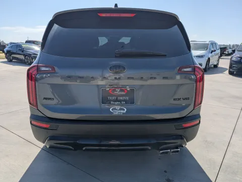 More photos of 2021 Kia Telluride EX at Woody Folsom CDJR of Douglas, GA