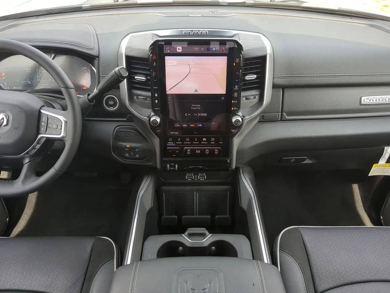 2025 RAM 2500 Laramie - Photo 14