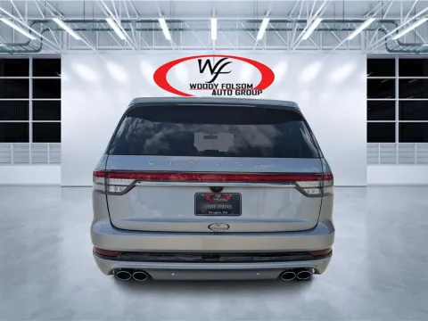 More photos of 2024 Lincoln Aviator Reserve at Woody Folsom CDJR of Douglas, GA