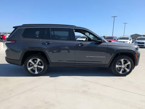 Another view of 2026 Jeep Grand Cherokee L Limited for sale in Douglas, GA at Woody Folsom CDJR of Douglas