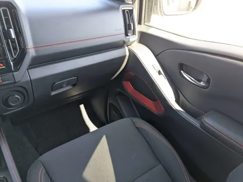 More photos of 2025 Nissan Frontier PRO-4X at Woody Folsom CDJR of Douglas, GA