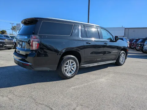 More photos of 2023 Chevrolet Suburban LT at Woody Folsom CDJR of Douglas, GA