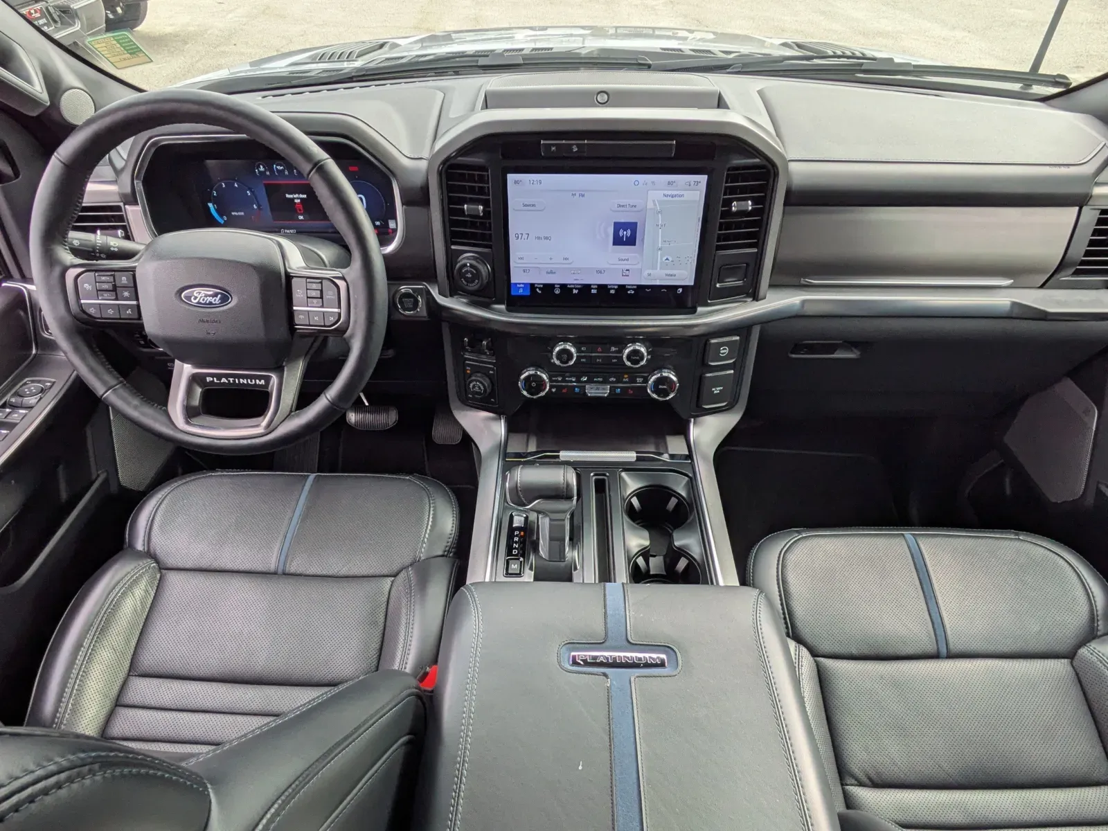2025 Ford F-150 Platinum - Photo 15