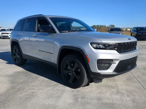 Photos of 2025 Jeep Grand Cherokee Altitude X for sale in Douglas, GA at Woody Folsom CDJR of Douglas