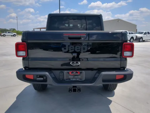 More photos of 2024 Jeep Gladiator Sport S at Woody Folsom CDJR of Douglas, GA