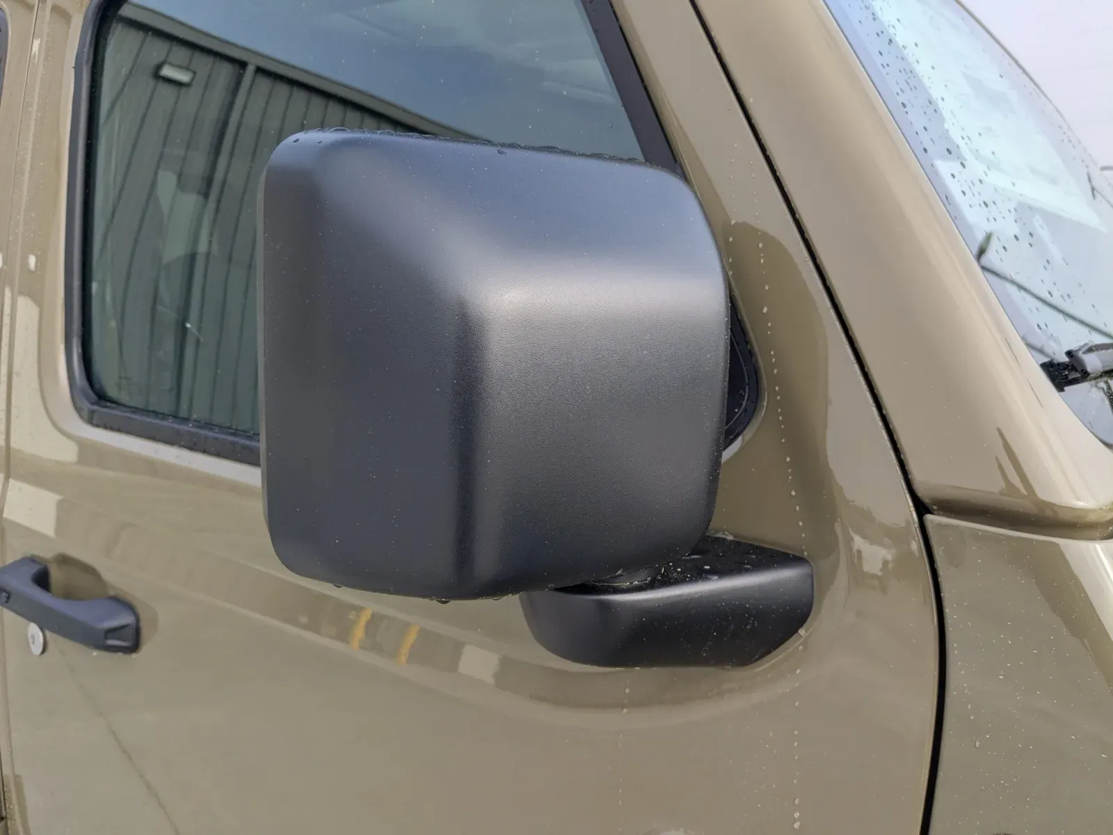 2025 Jeep Wrangler 4-Door Rubicon - Photo 12