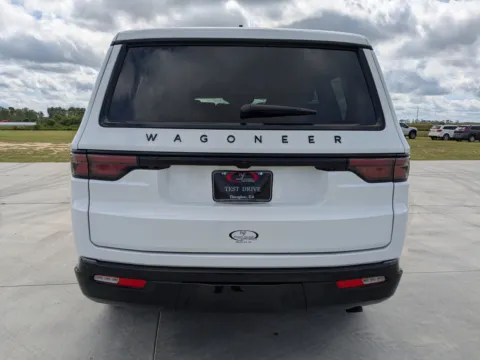 More photos of 2025 Jeep Wagoneer Series II Carbide at Woody Folsom CDJR of Douglas, GA