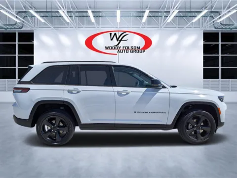 Photos of 2025 Jeep Grand Cherokee Altitude X for sale in Douglas, GA at Woody Folsom CDJR of Douglas