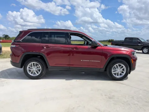 Another view of 2025 Jeep Grand Cherokee Laredo X for sale in Douglas, GA at Woody Folsom CDJR of Douglas