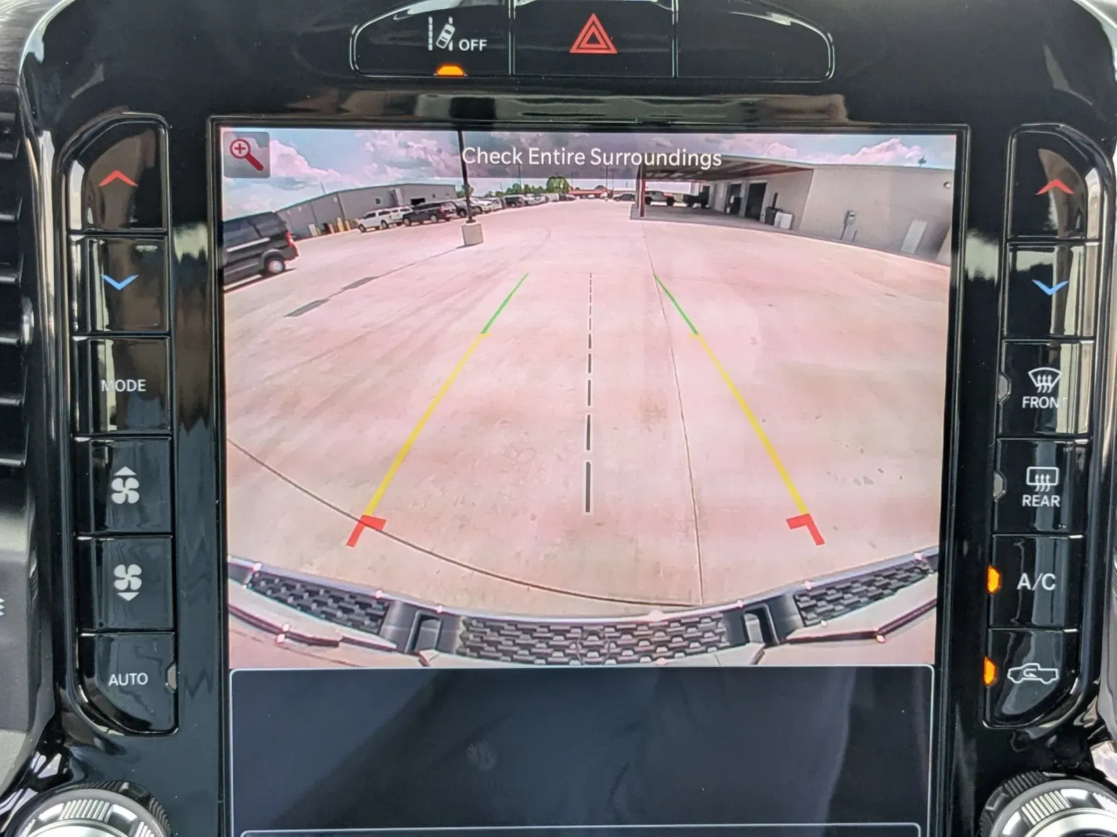 2025 RAM 1500 Laramie - Photo 15