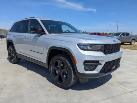 Another view of 2025 Jeep Grand Cherokee Altitude X for sale in Douglas, GA at Woody Folsom CDJR of Douglas