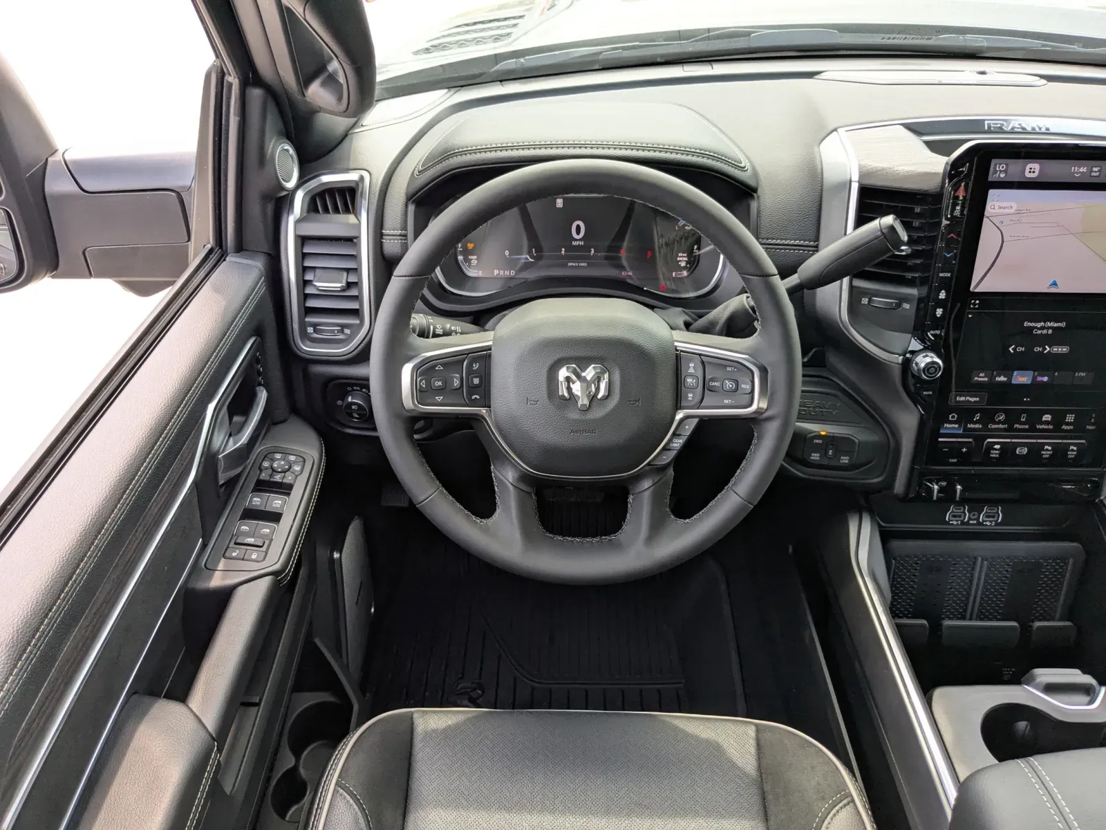 2025 RAM 2500 Laramie - Photo 12