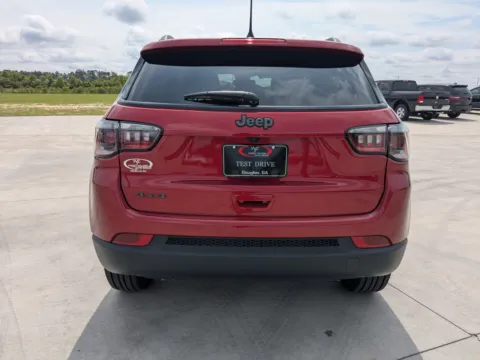 More photos of 2025 Jeep Compass Latitude at Woody Folsom CDJR of Douglas, GA
