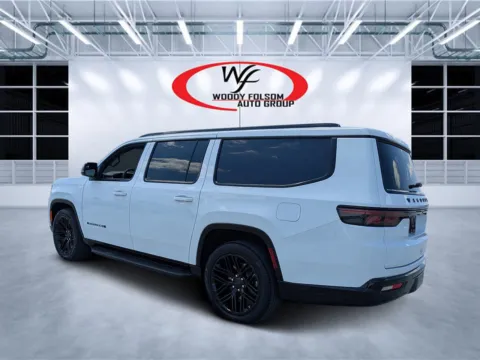 More photos of 2025 Jeep Wagoneer L Series II Carbide at Woody Folsom CDJR of Douglas, GA