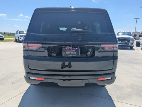 More photos of 2025 Jeep Wagoneer L Series II Carbide at Woody Folsom CDJR of Douglas, GA