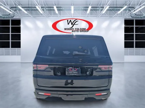 More photos of 2025 Jeep Wagoneer L Series II Carbide at Woody Folsom CDJR of Douglas, GA