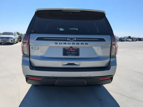 More photos of 2024 Chevrolet Suburban Z71 at Woody Folsom CDJR of Douglas, GA