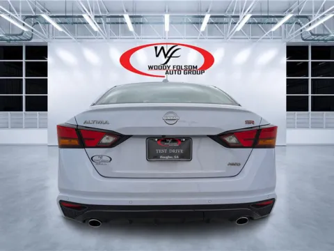 More photos of 2024 Nissan Altima 2.5 SR at Woody Folsom CDJR of Douglas, GA