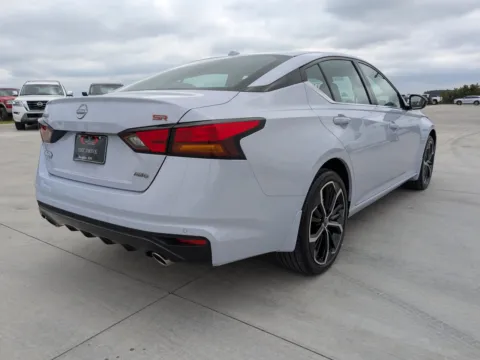 More photos of 2024 Nissan Altima 2.5 SR at Woody Folsom CDJR of Douglas, GA