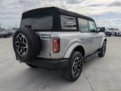 More photos of 2023 Ford Bronco Outer Banks at Woody Folsom CDJR of Douglas, GA